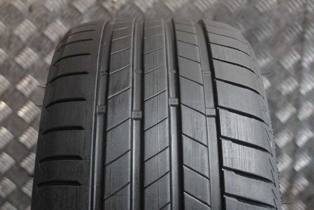 225/45/18 Bridgestone Turanza T005  225/45 R18 91V
