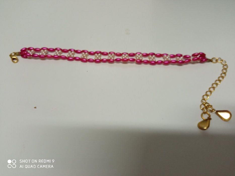 Colar, pulseira e brincos