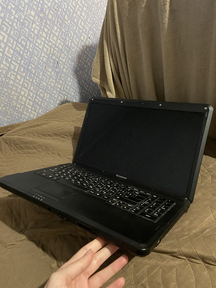 Продаю ноутбук Lenovo g555