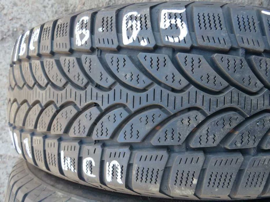 205/60 R16 100/98T Bridgestone BlizzakLm-32c Зима 2штуки для вантажів