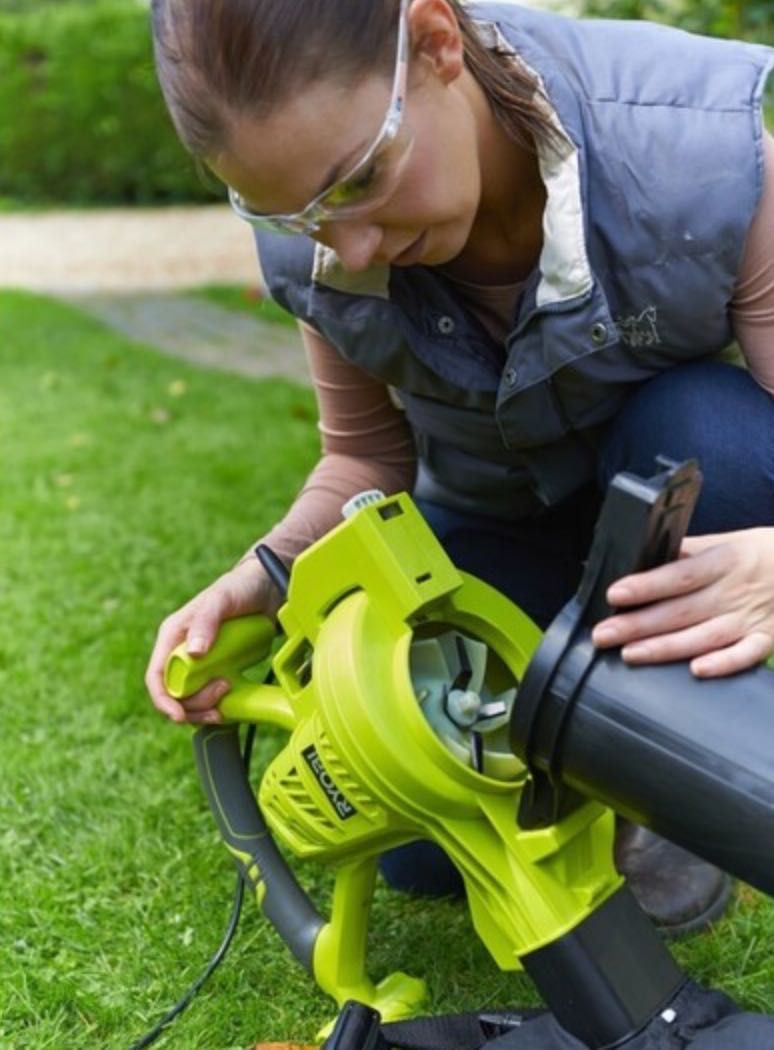 Повітродувка-пилосос садова RYOBI RBV3000CSV, 3000Вт