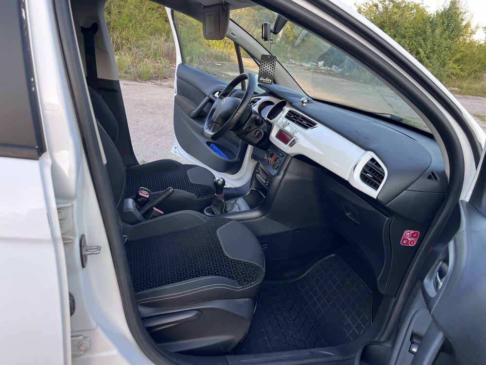 Продам сітроен, ресталінг, 2013 citroen c3  гарний стан