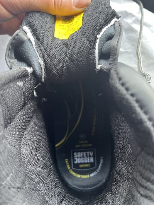 Продам зимове взуття