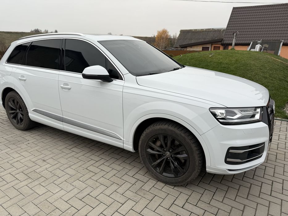 Продам Ауді Q7 4m 2016