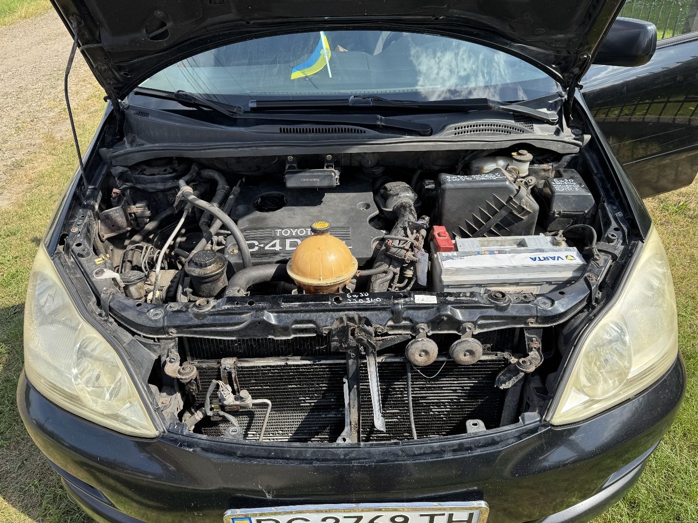Продам Toyota avensis verso 2005р.