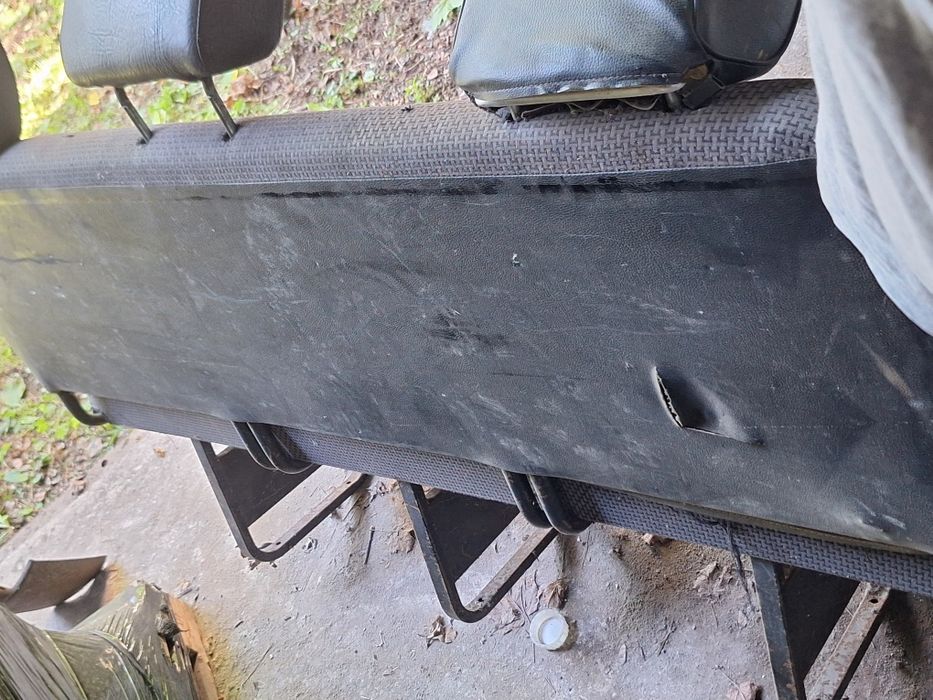 MERCEDES typ T-1 "kaczka" kanapa 3 rząd