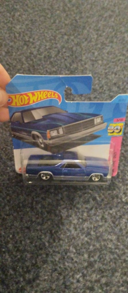 Nowe autko Hotwheels