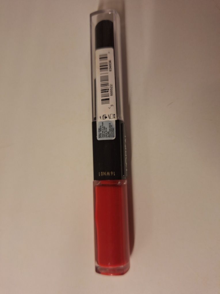 L’Oréal Paris Infallible 24H pomadka błyszczyk 2w1
długotrwała pomadka