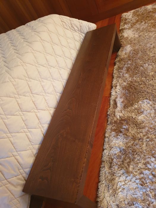 Banqueta pés de cama