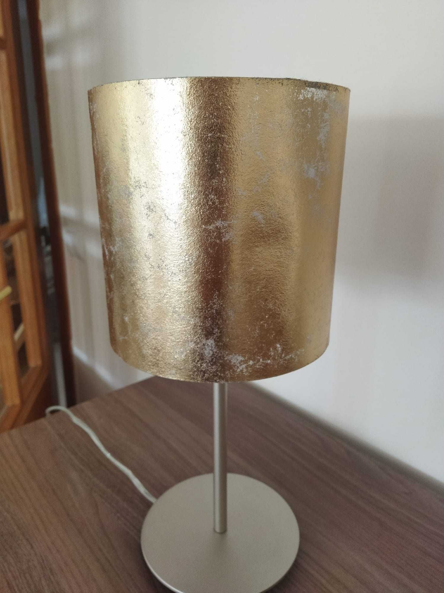 Vendo Candeeiro de Sala, em excelente estado.