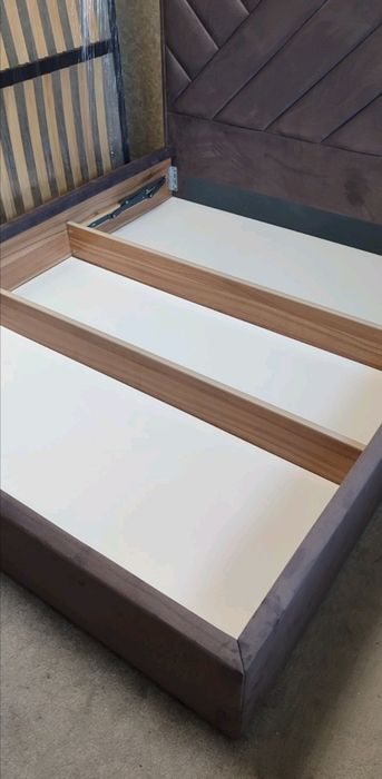 Нове ліжко двоспальне 160×200.
