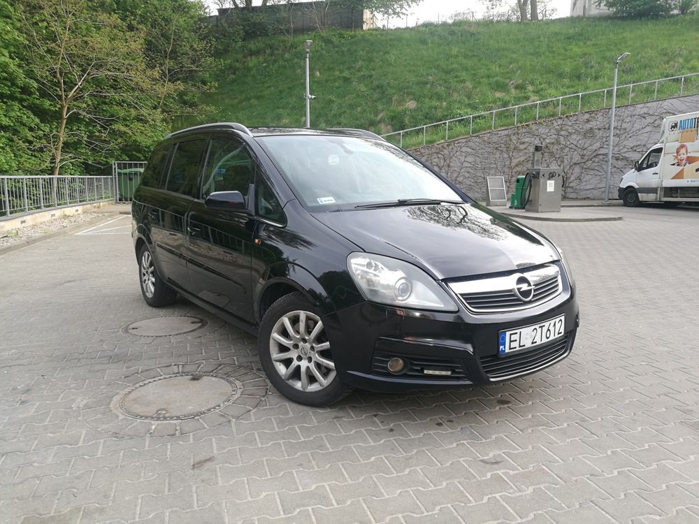 Opel Zafira B 1.9 150 km