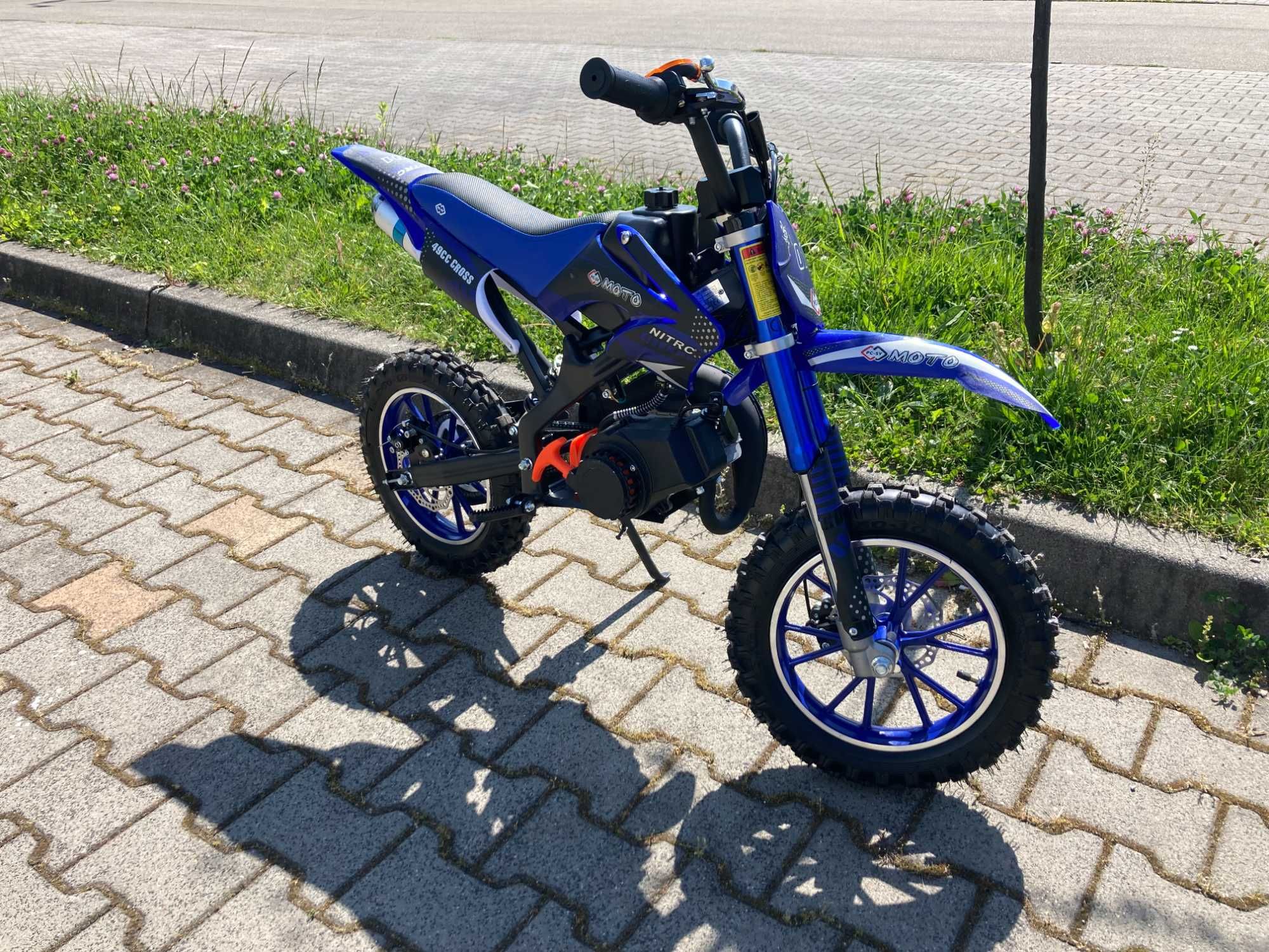 Motor cross spalinowy dla dzieci  RENEGADE 50R Różne kolory 45km/h