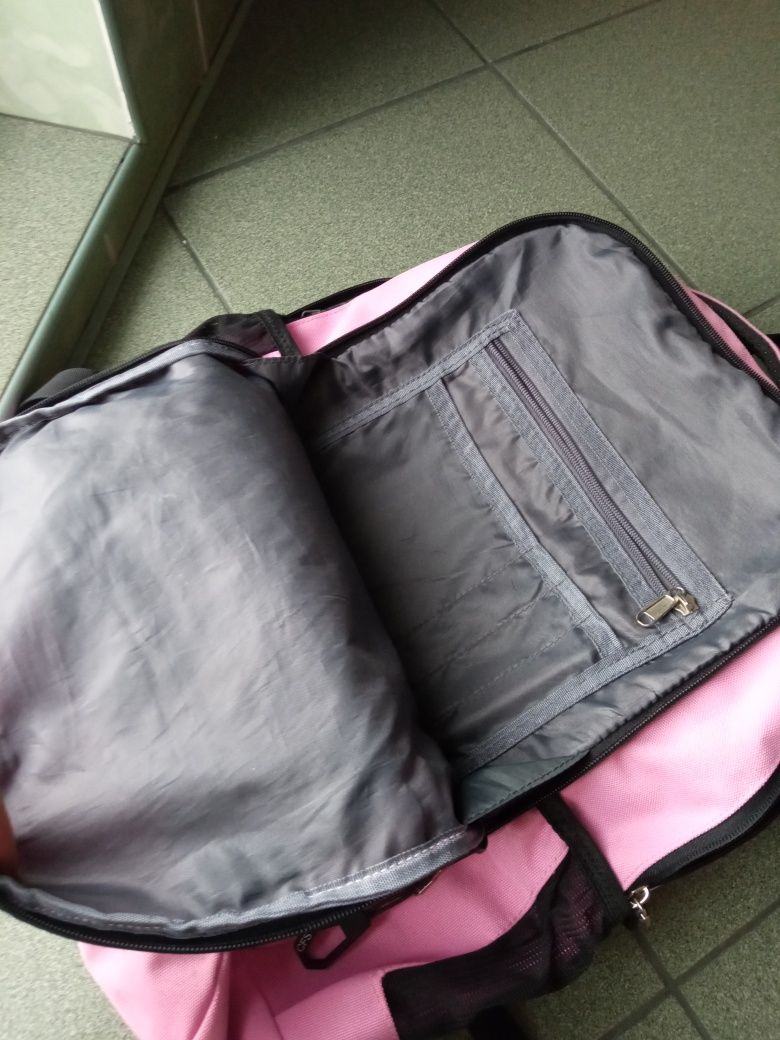 Розовый рюкзак CFS школьный