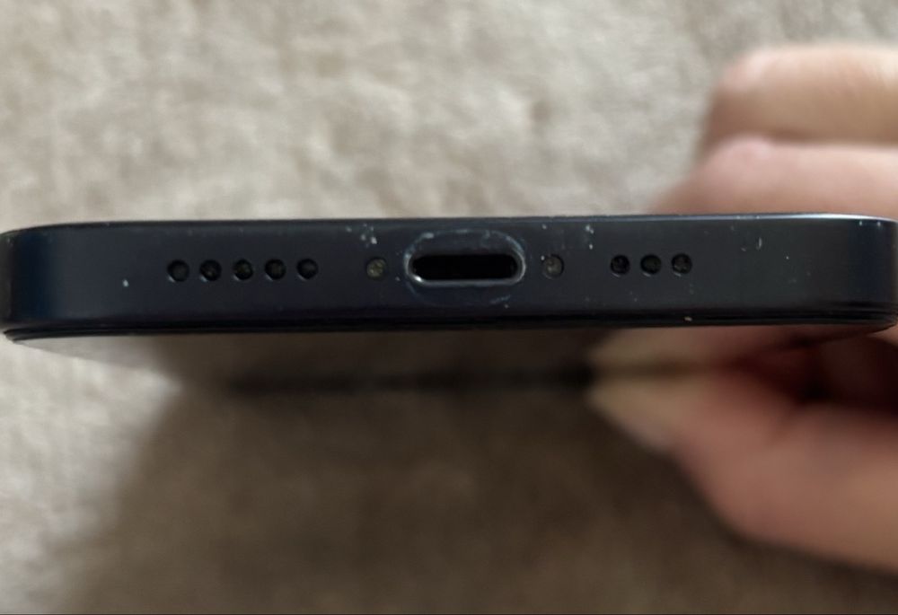 iPhone 12 czarny