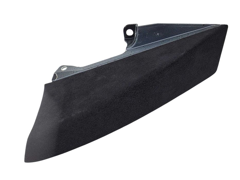 Ferrari Purosangue F175 - tapicerka panel deski glove compartment trim