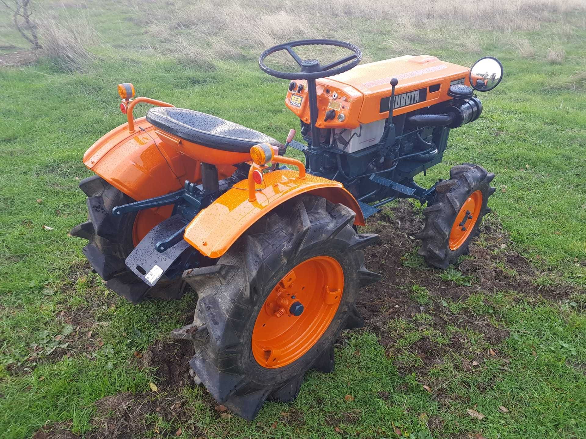 Mini Trator Japonês Kubota B7000