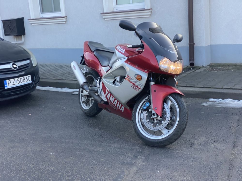 Yamaha Thunderace 1000 rok 2000