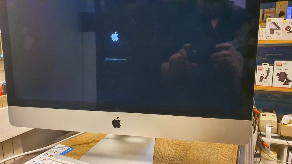 iMac a1419 27" Retina 5k 30gb/ram i7 4GHz 1tb ssdz