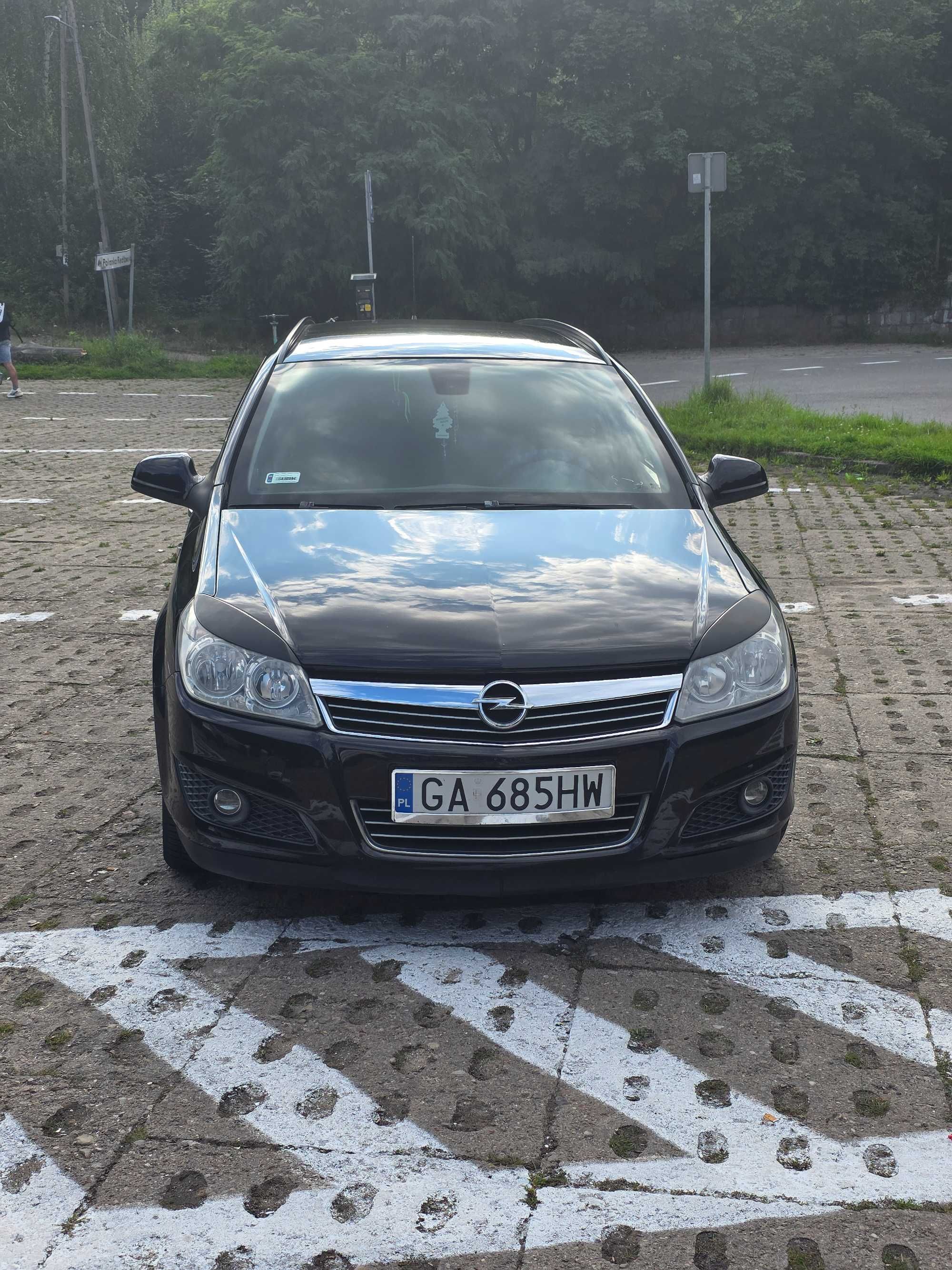 Opel Astra 1.7 CDTI • 2009 r. • 6-biegowa • Ekonomiczny diesel
