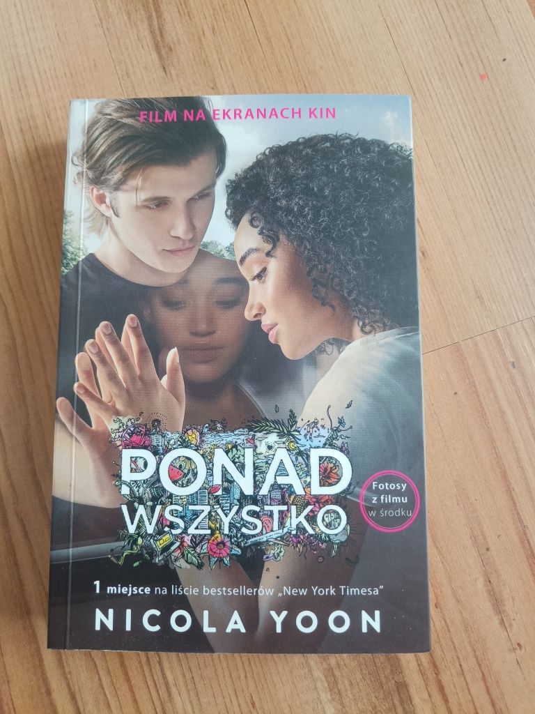 Książka pt. "Ponad wszystko" Nicola Yoon