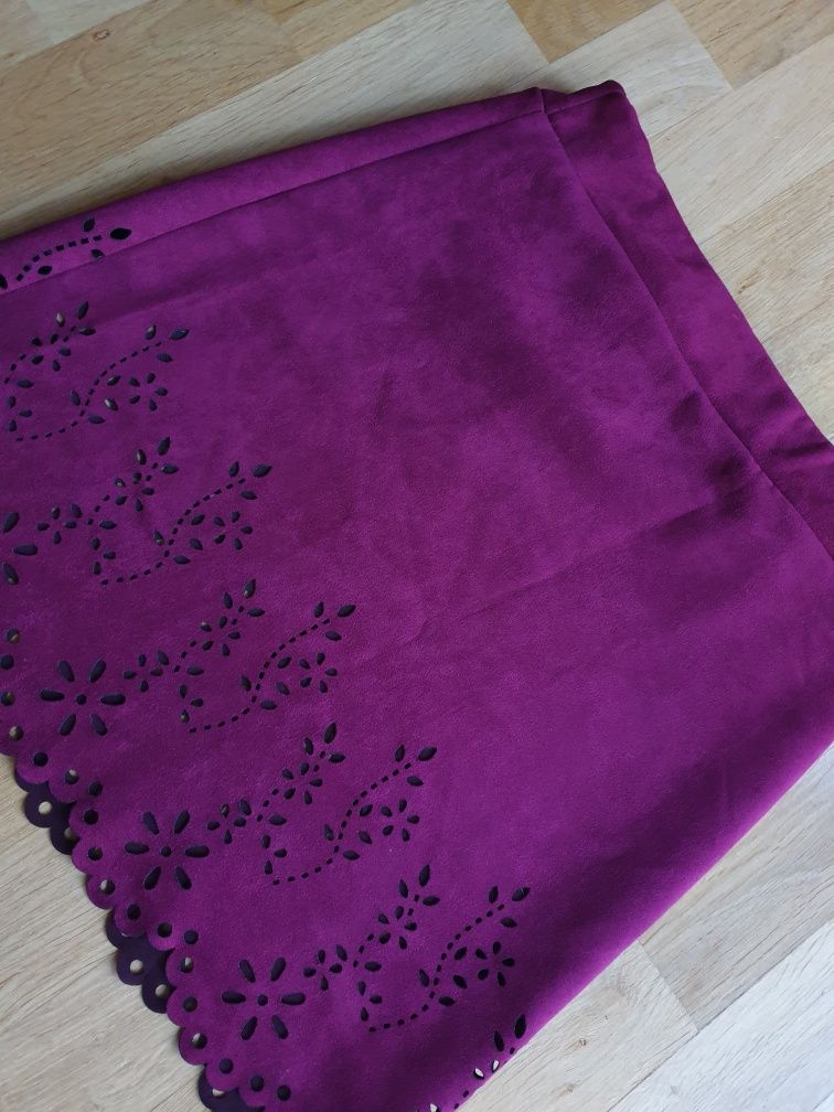 Zamszowa spódnica z ażurowym dołem fioletowa L