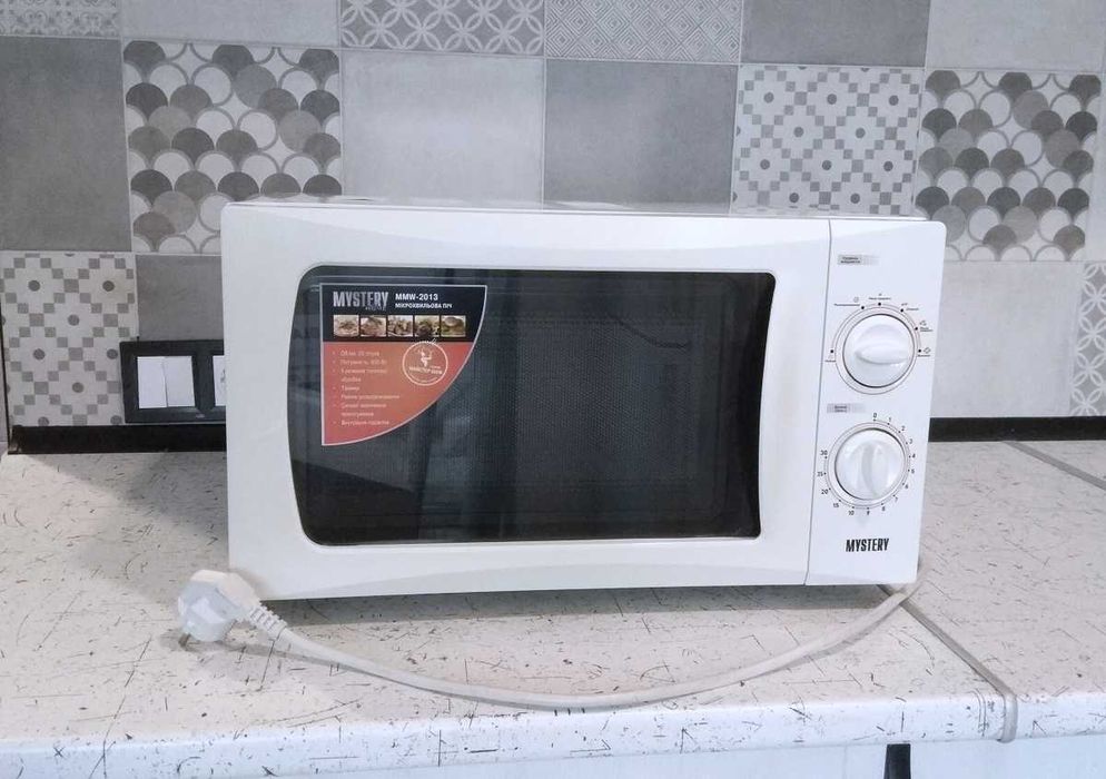 Микроволновка Mystery Хорошее рабочее состояние