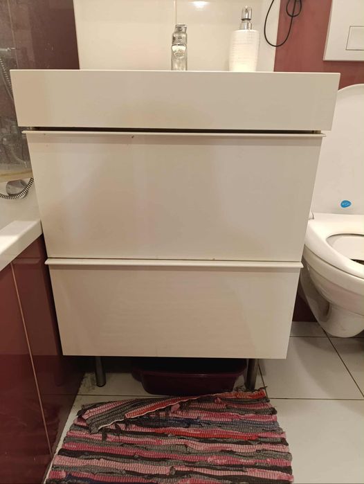 Oddam gratis szafka z umywalką z Ikea