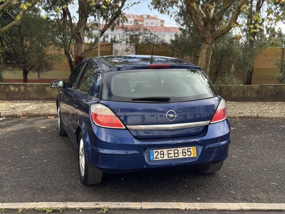 Opel Astra 1.3 CDTI 90cv