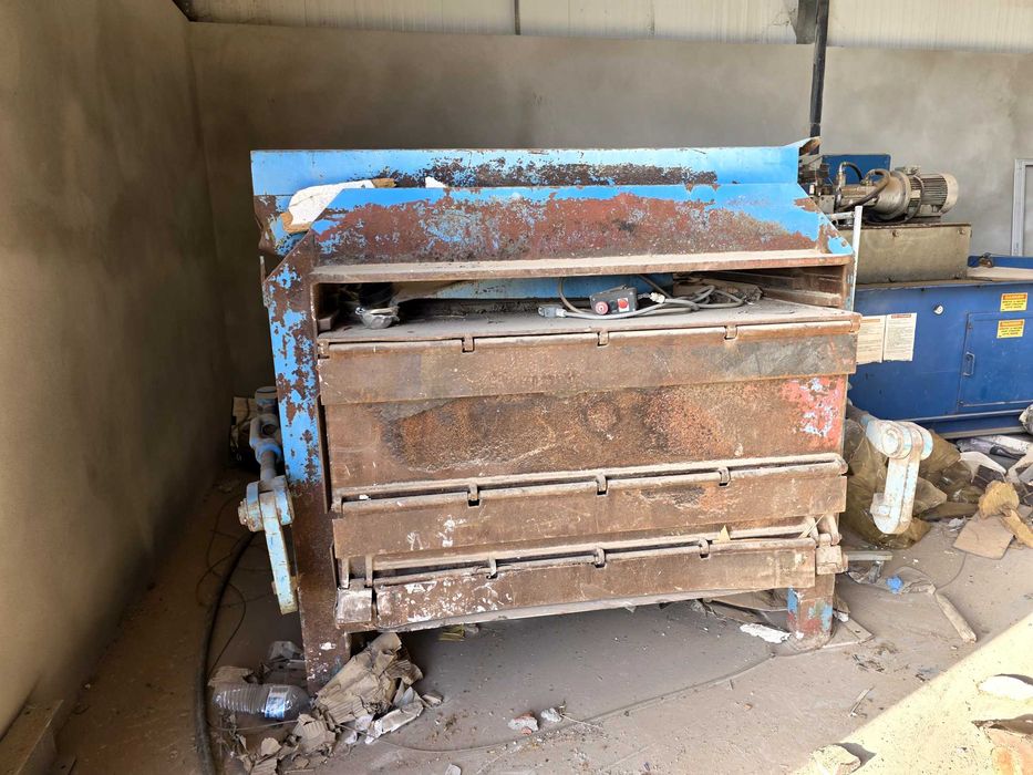 Compactador resíduos