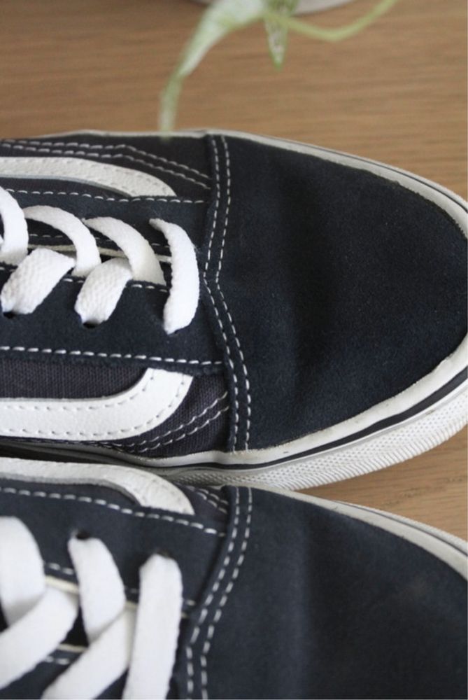 Sapatilhas Vans Old Skool em azul-marinho