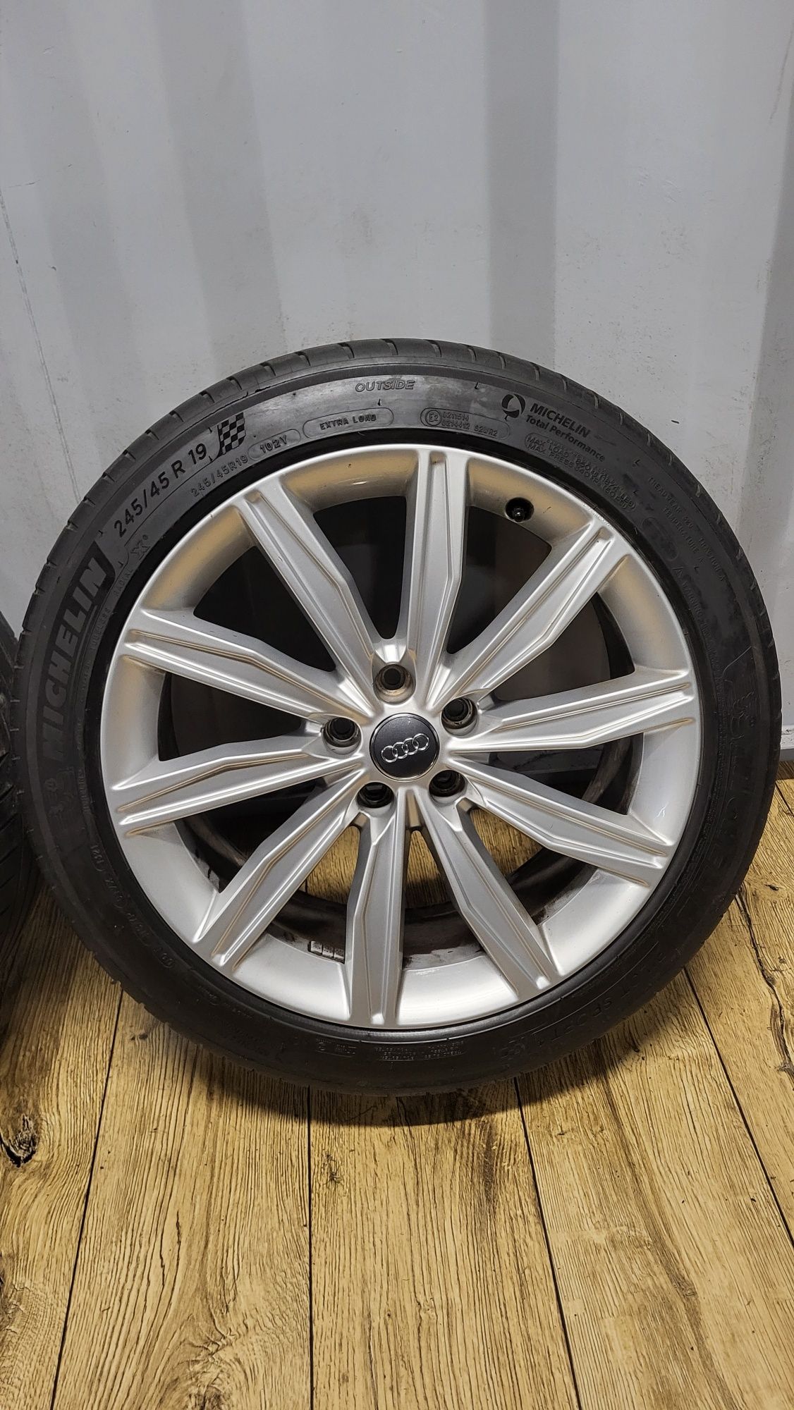 Alufelgi Audi 19" 5x112 z oponami 245/45 R19 A6 S6 C8 4K A7 A8
