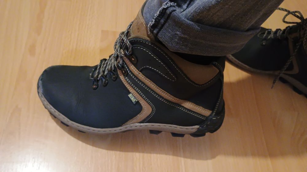 Buty skórzane zimowe trekingowe rozmiar 39 - 40