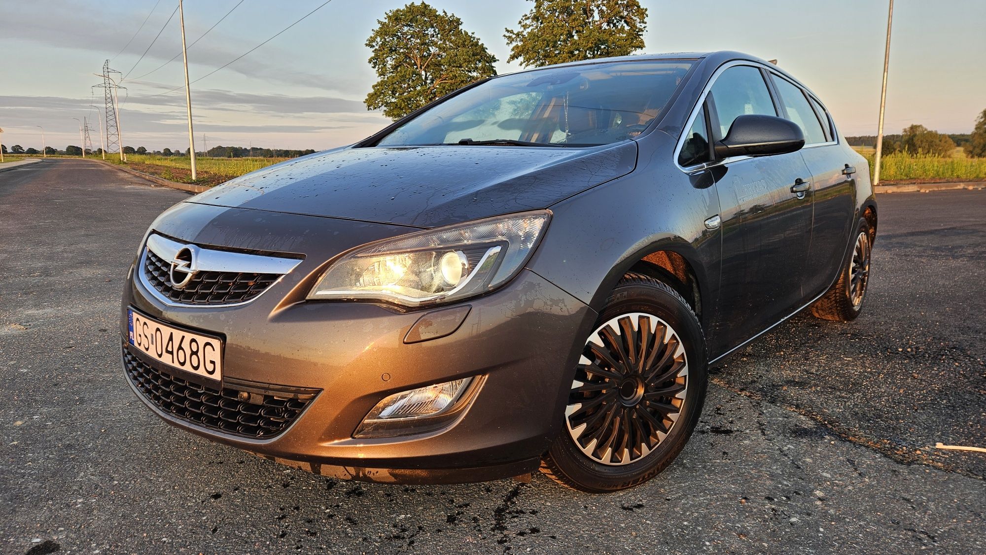 OPEL ASTRA J 1.4T lpg xenon skóra szyberdach podgrzewane fotele i kier