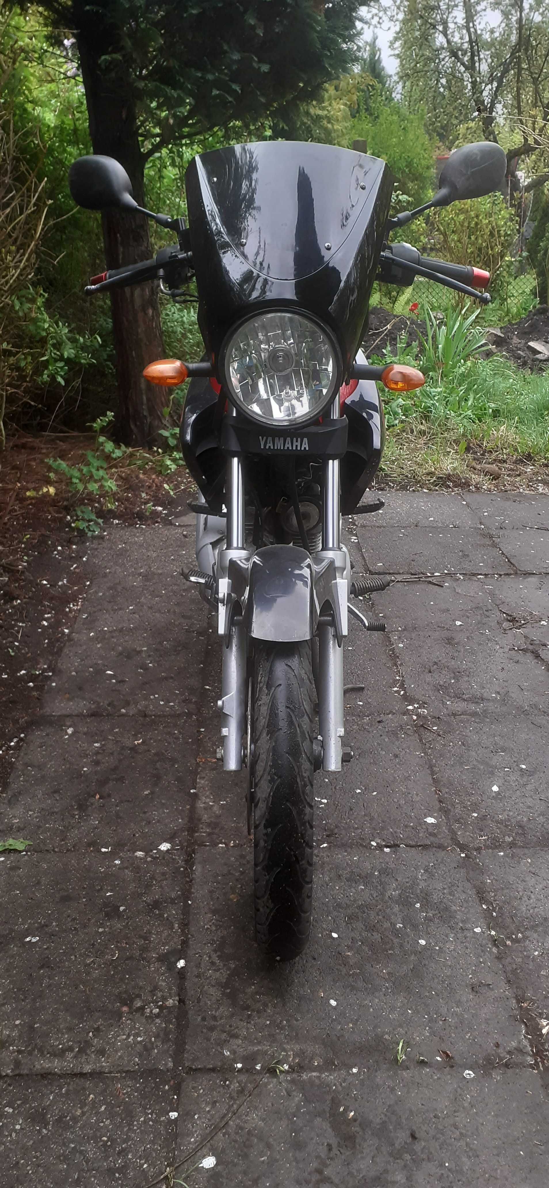 Yamaha ybr125cm motocykl