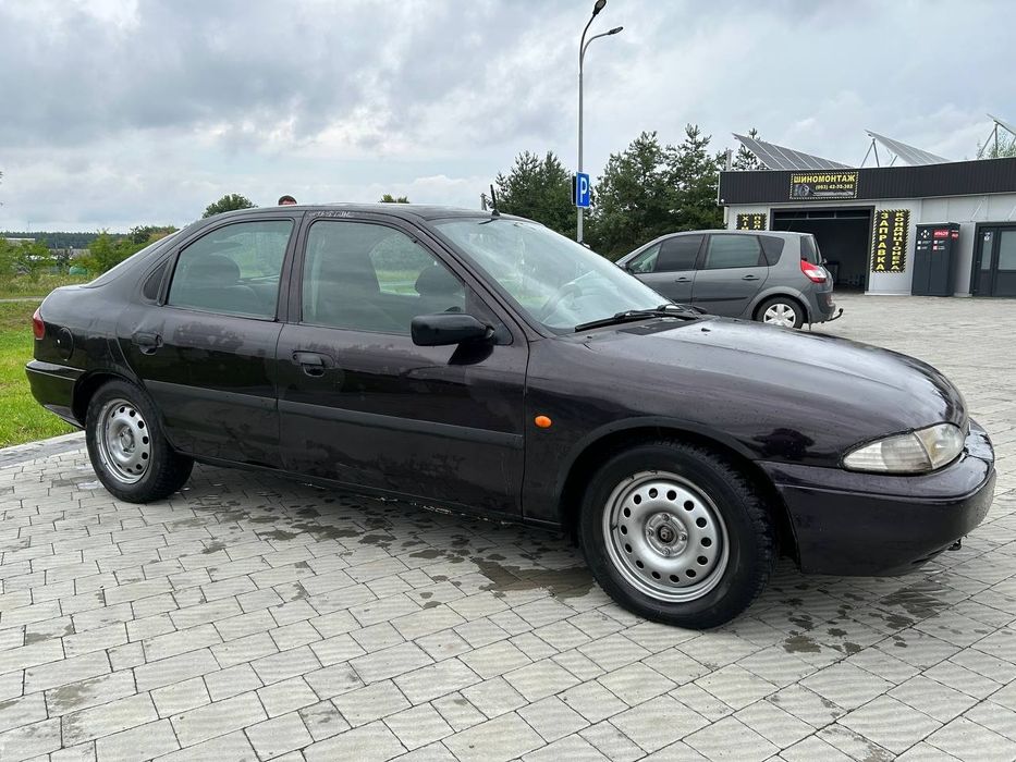Продам Ford mondeo MK1