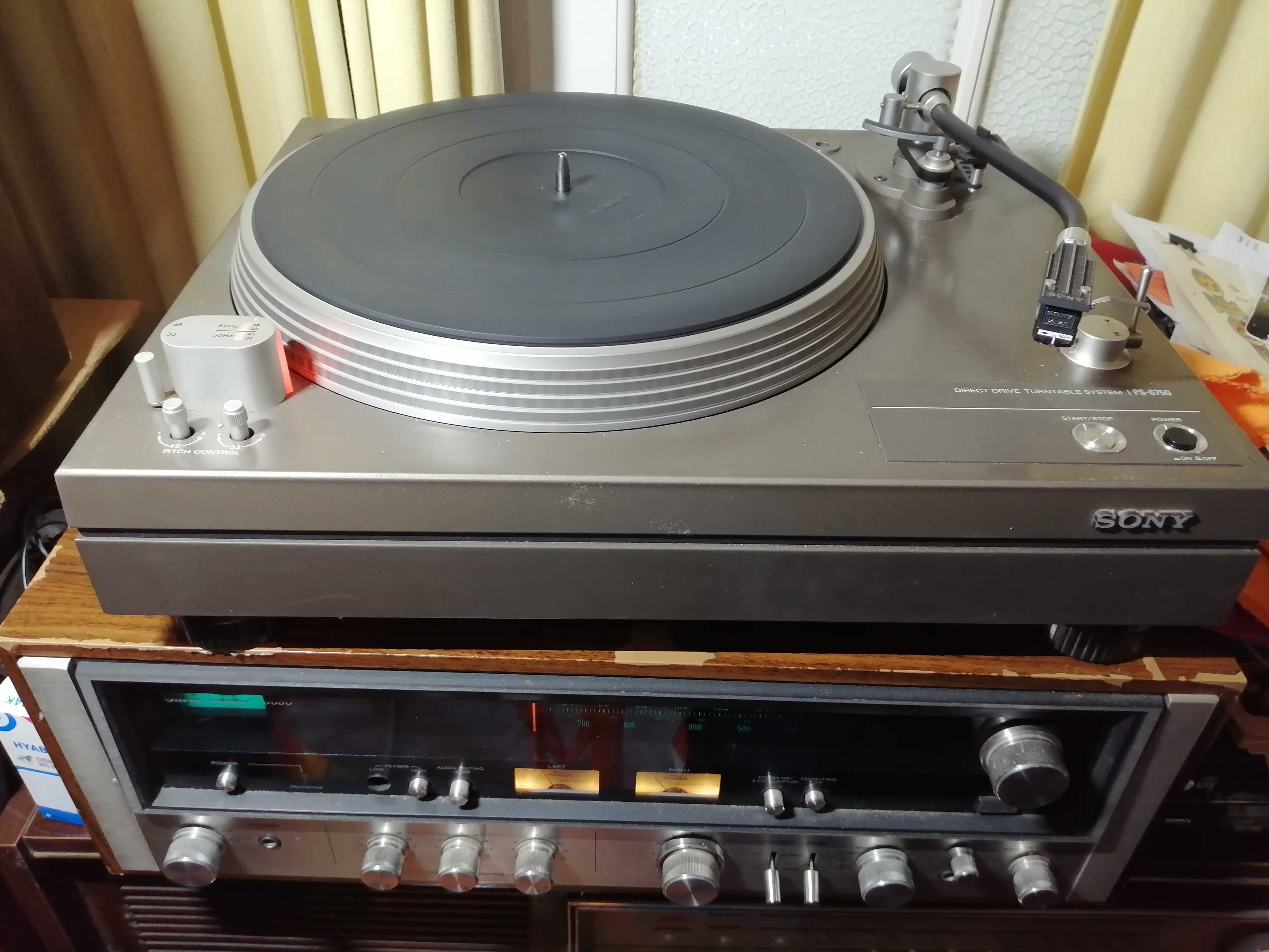 Gira disco Sony PS-6750