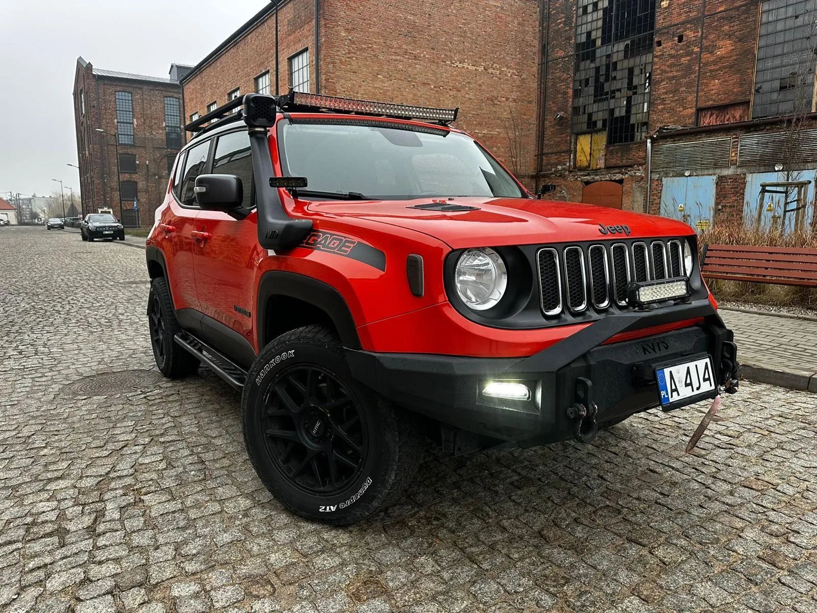 Jeep Renegade 2,4 Trailhawk off road MEGA DOPOSAŻONY
