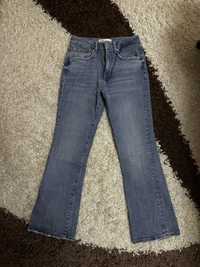 Голубые джинсы Zara клеш размер S