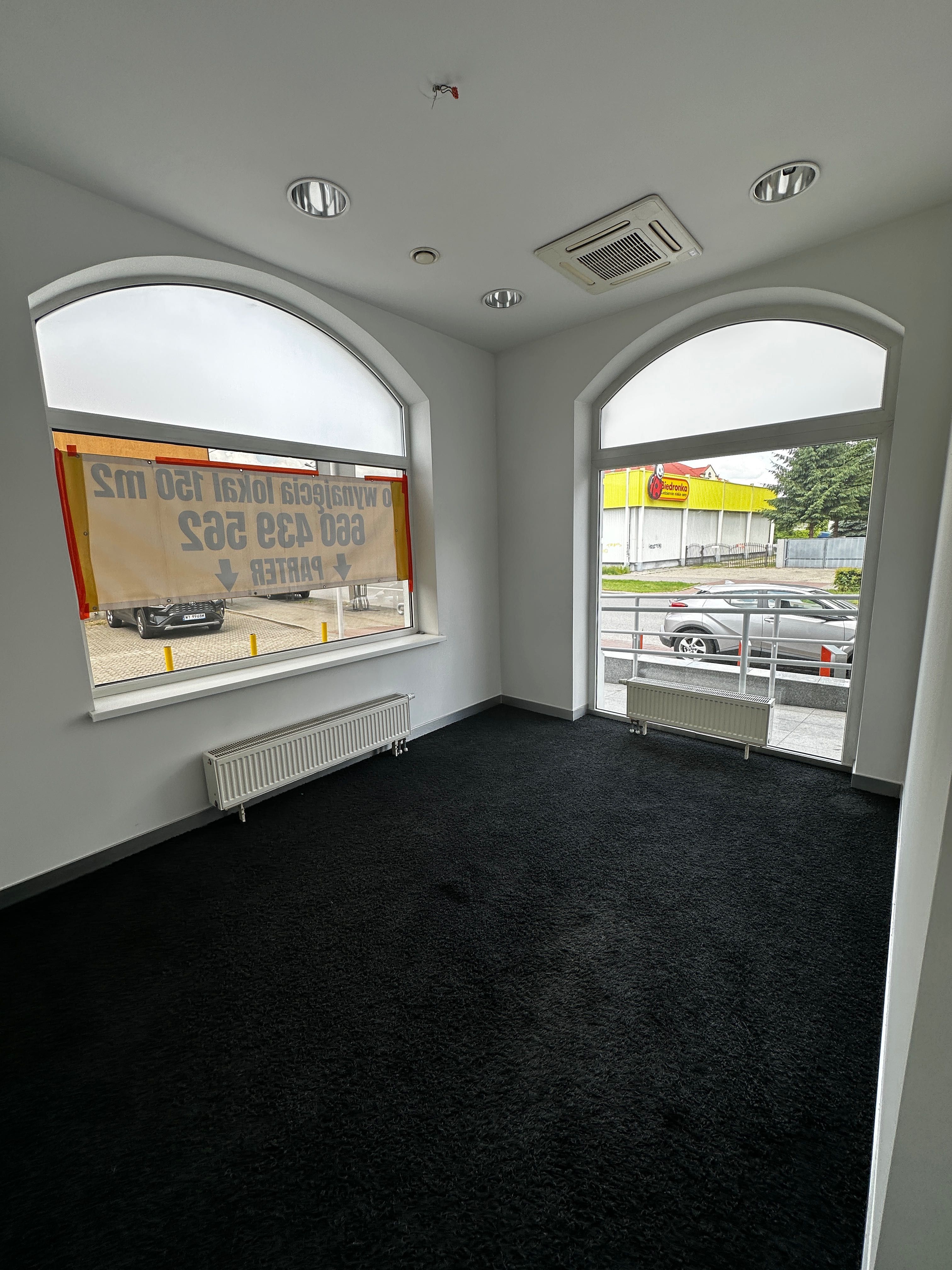 Lokal usługowo-handlowy w centrum Skierniewic