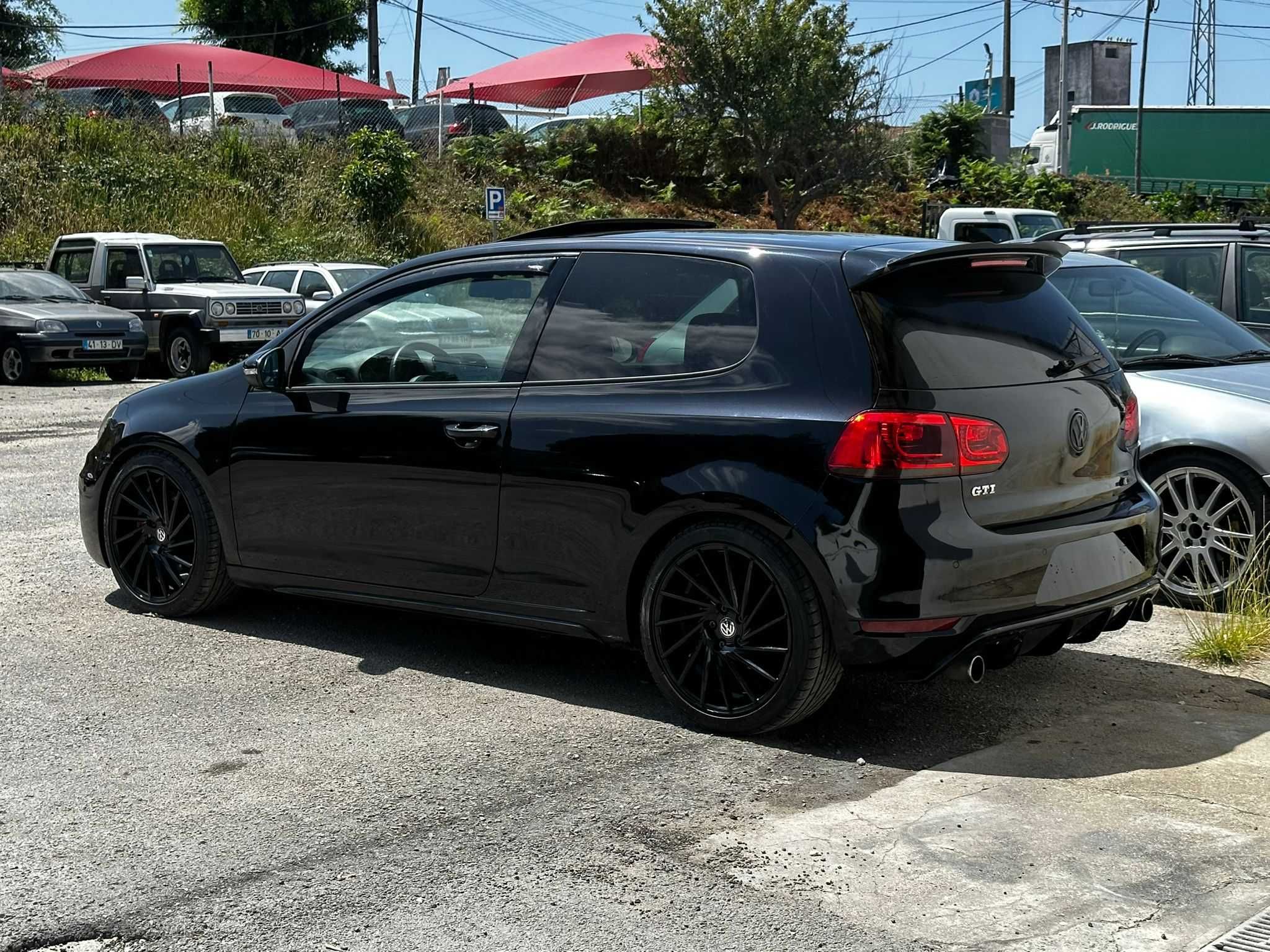 VW Golf VI GTI Black Edition