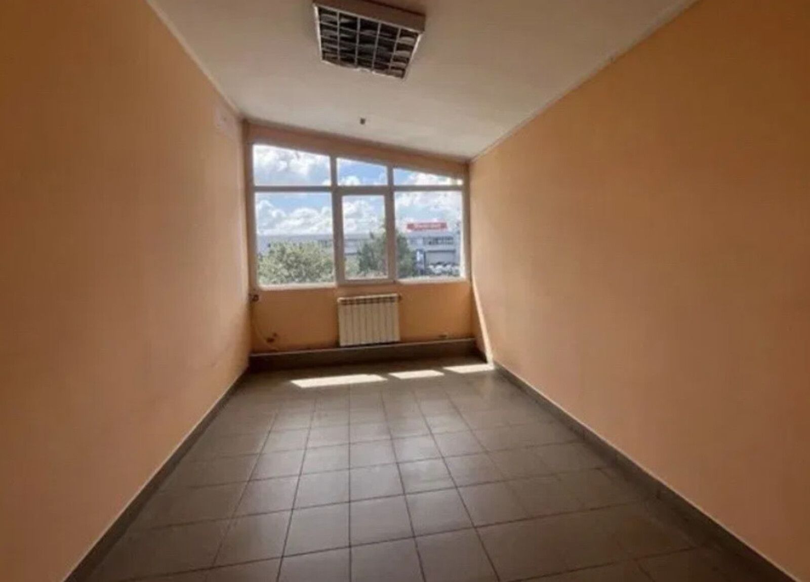 Продаж комерційного приміщення, 226 кв.м, вул. Торговиця