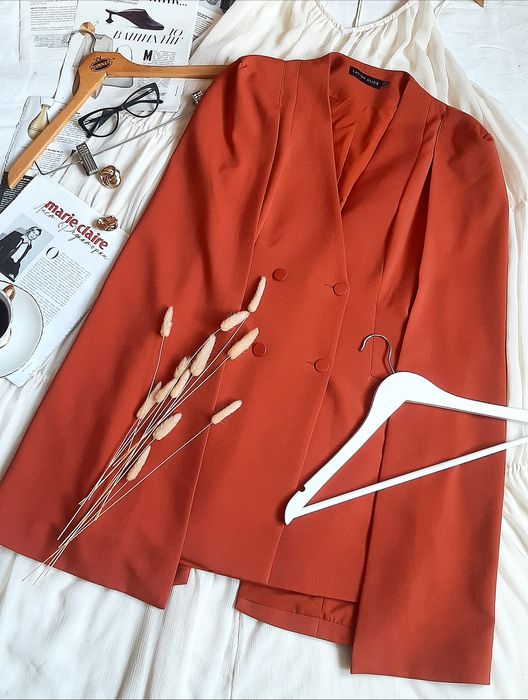 Теракотова кейп сукня LAVISH ALICE  
Розмір S