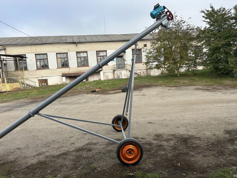 Погрузчик зерна, зернопогрузчик, шнек для зерна, конвеєр зерновий