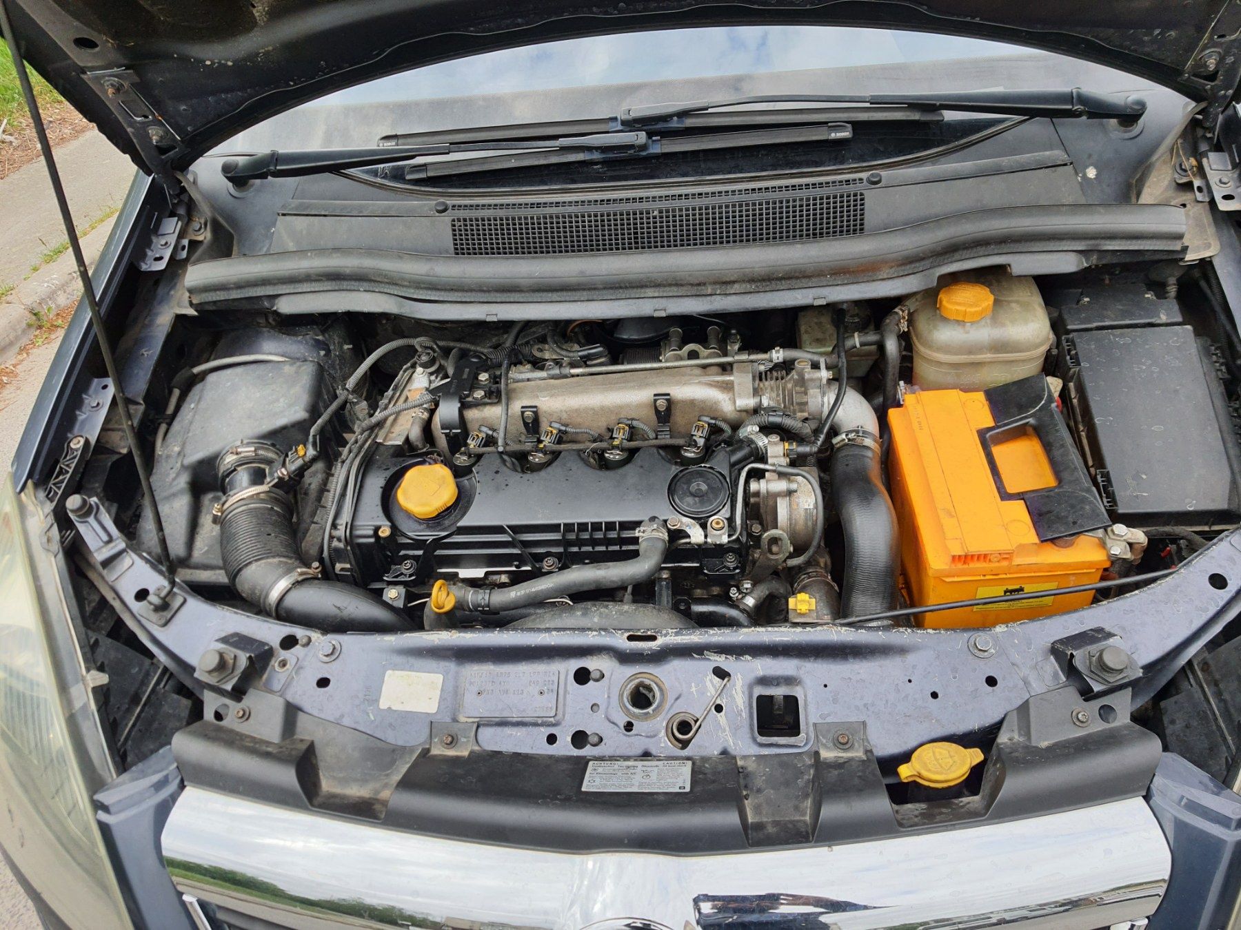 Продам Opel Zafira B 1.9 cdti