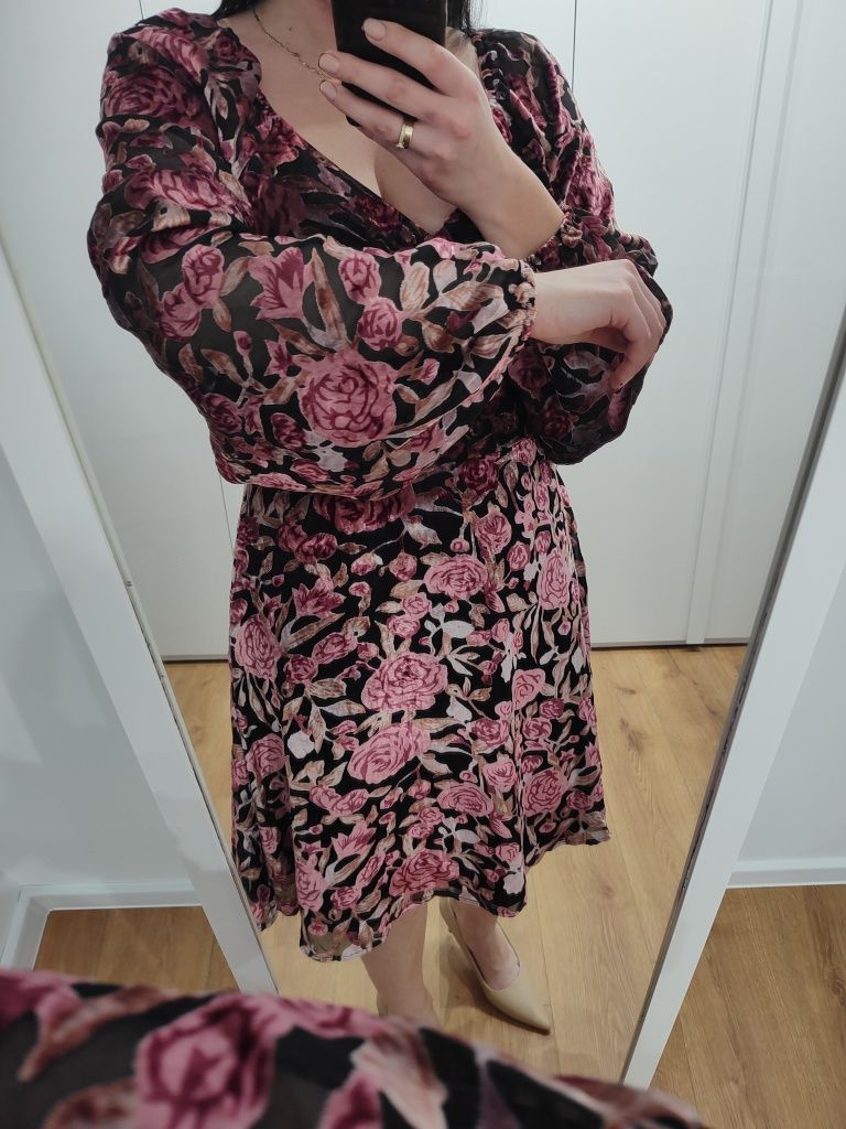 Sukienka Boohoo welurowa aksamitna nowa j ASOS Lou zata