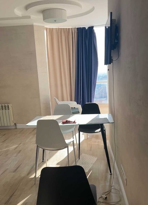 Стильна 2-кімнатна квартира з ремонтом в центрі міста ID: 40662