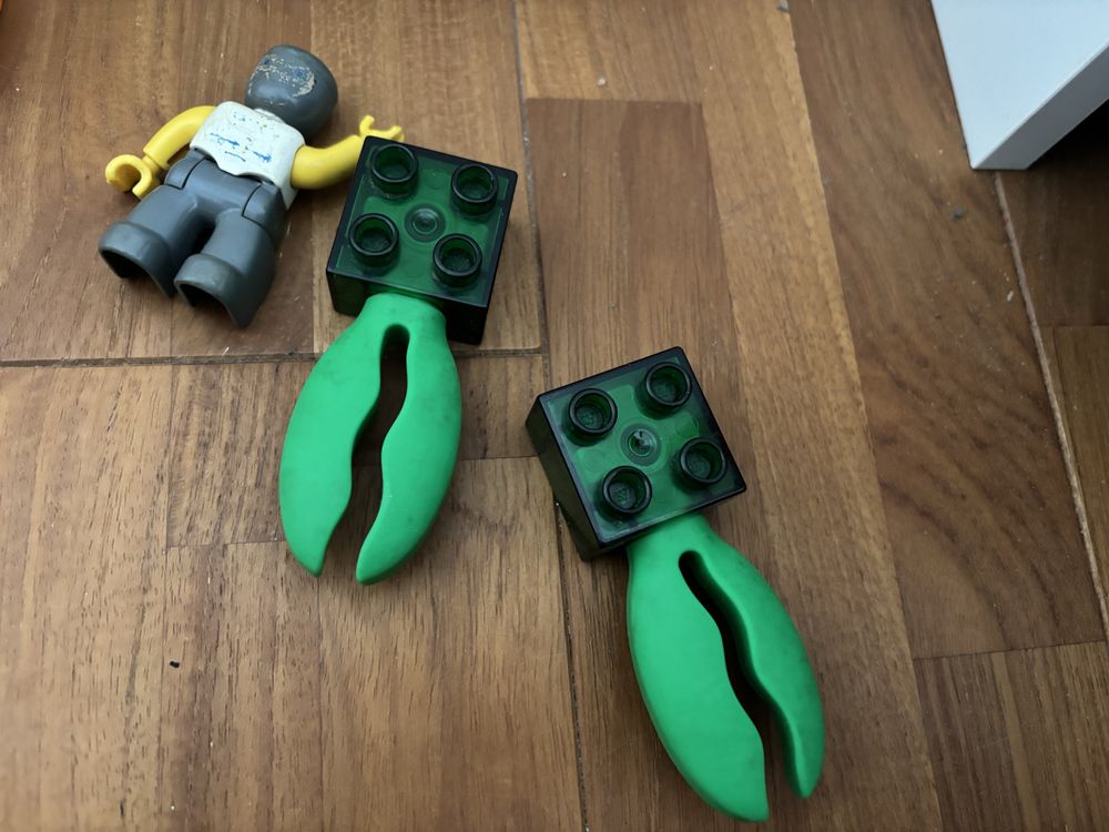 Lego Duplo budowa wywrotka dźwig spychacz + gratis ludzik i szczypce