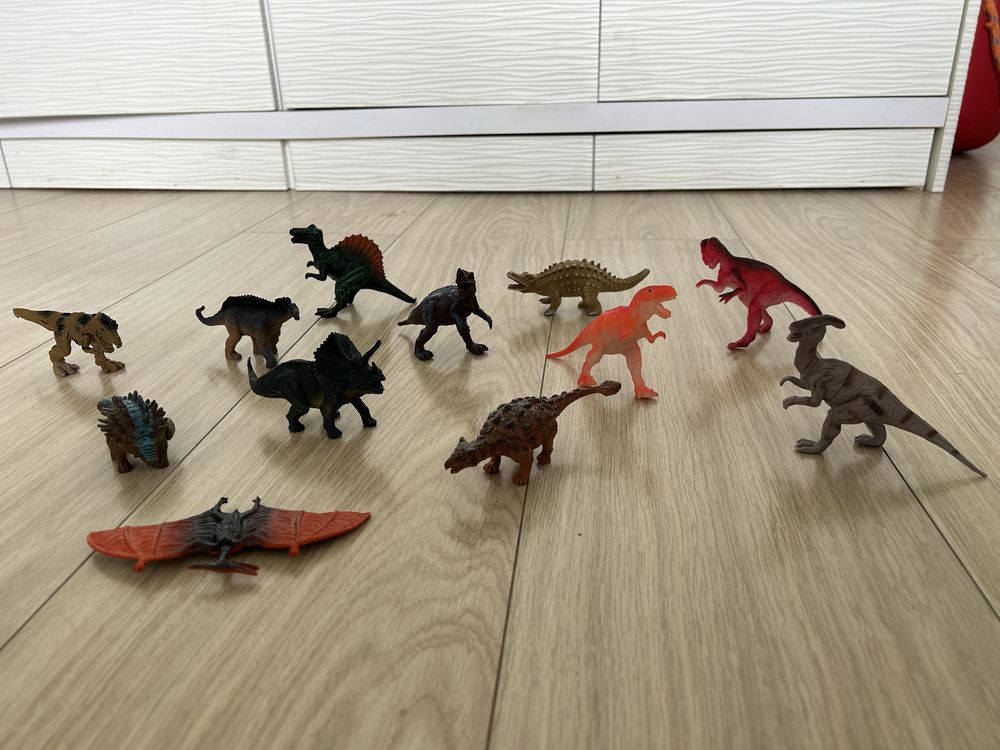 Dinozaury figurki nowe
