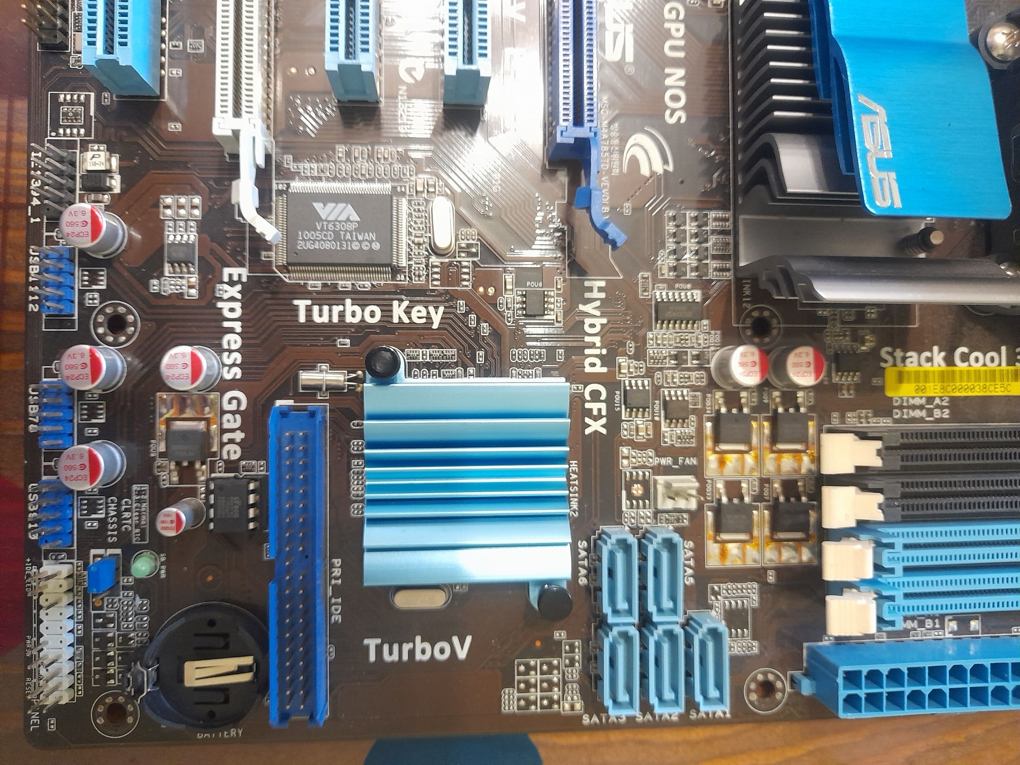 Материнська плата ASUS M4A785TD-V EVD з процесором і кулером